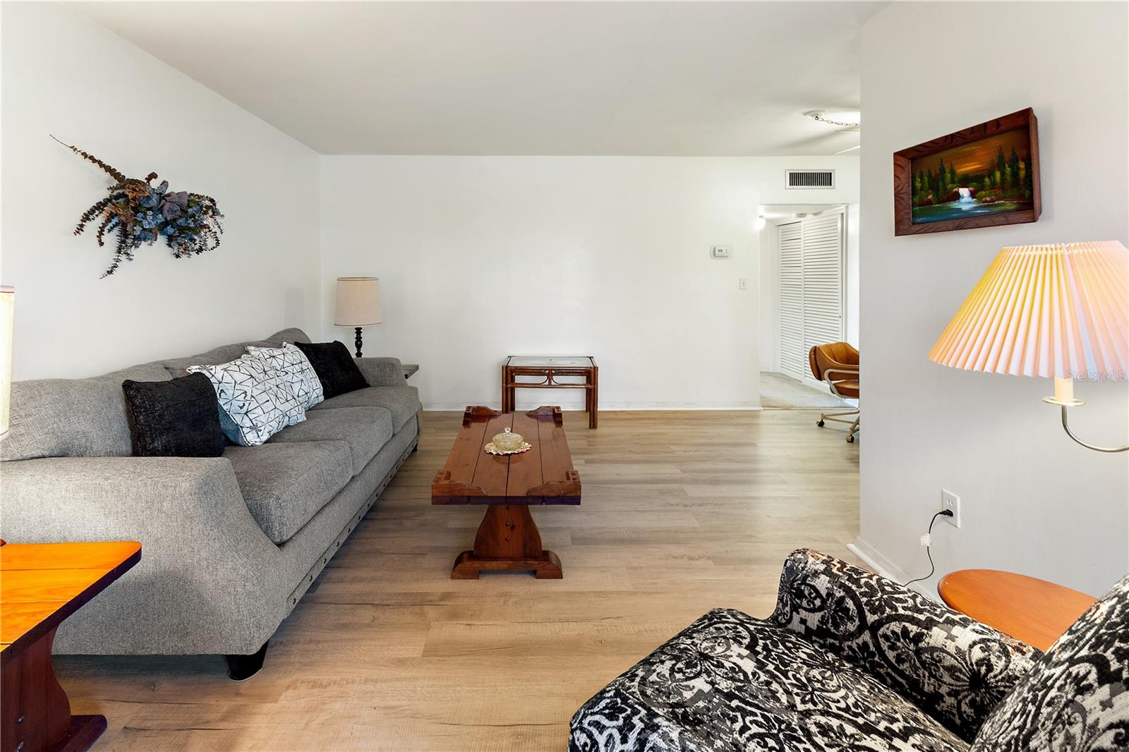 Image 3 of 23 For 1700 6th Street Nw C2