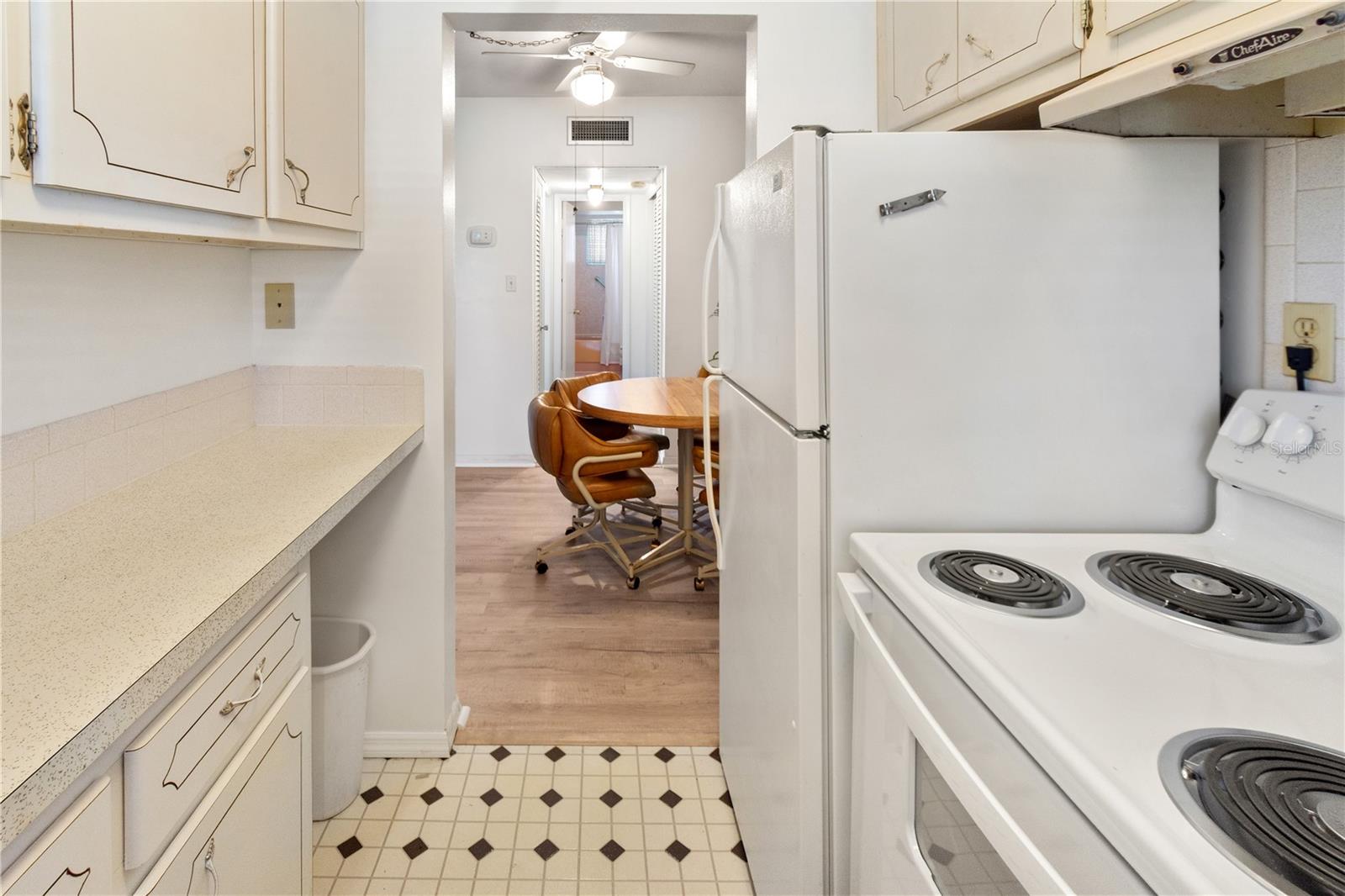 Image 9 of 23 For 1700 6th Street Nw C2