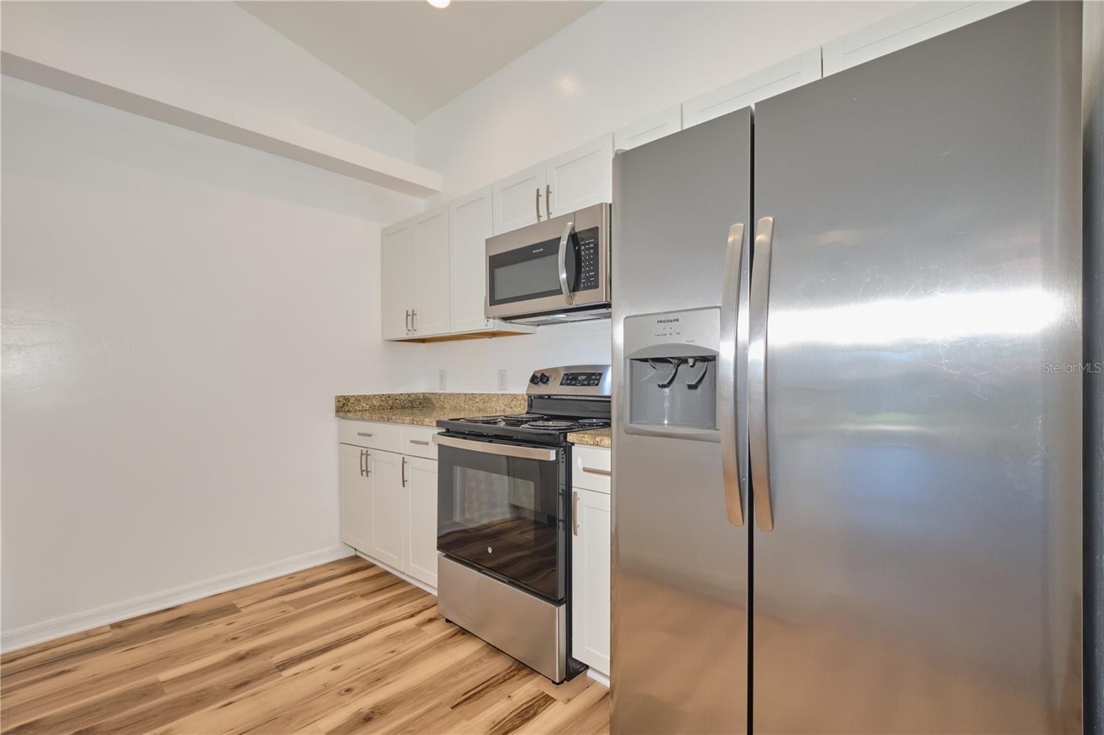 Image 10 of 61 For 3520-3524 17th Avenue