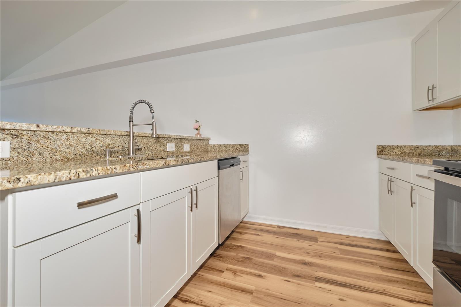 Image 15 of 61 For 3520-3524 17th Avenue