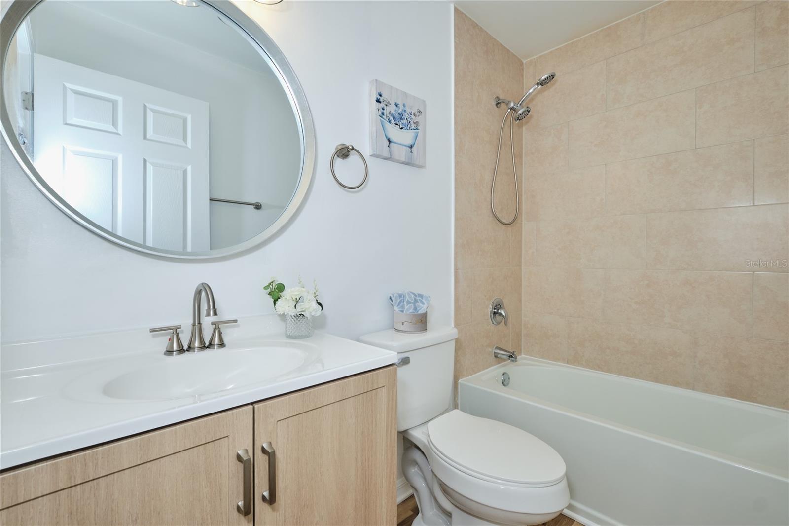 Image 26 of 61 For 3520-3524 17th Avenue