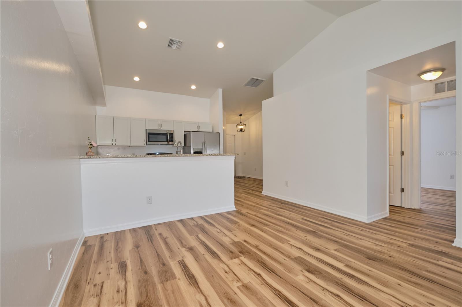 Image 33 of 61 For 3520-3524 17th Avenue