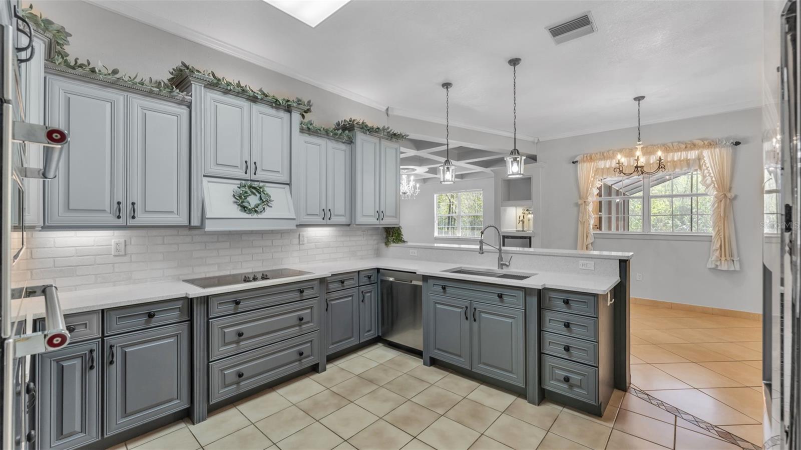 Image 14 of 83 For 12640 Us Highway 98 N