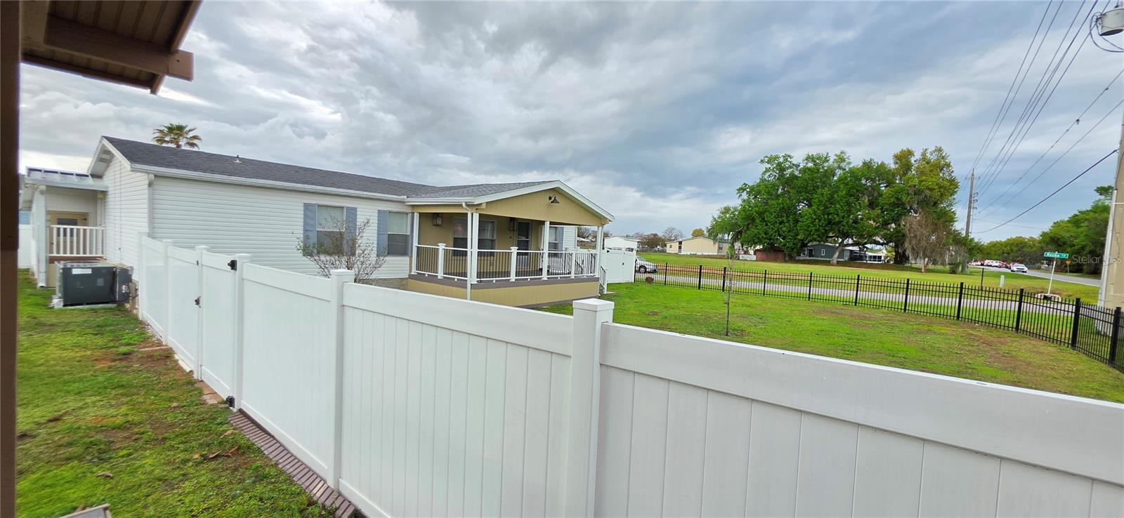 Image 29 of 34 For 3191 Keuka Loop