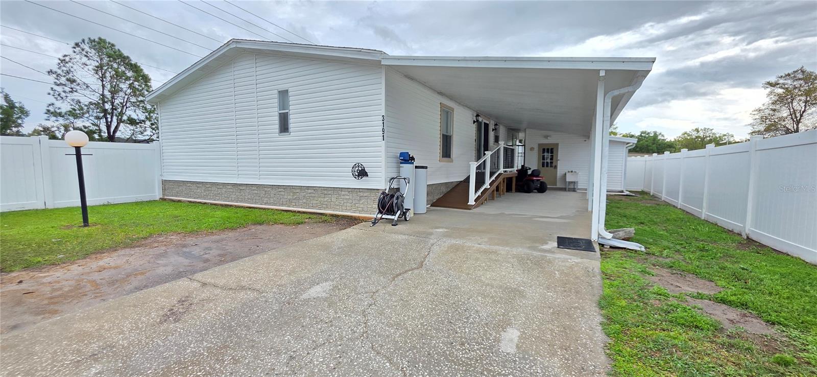 Image 8 of 34 For 3191 Keuka Loop