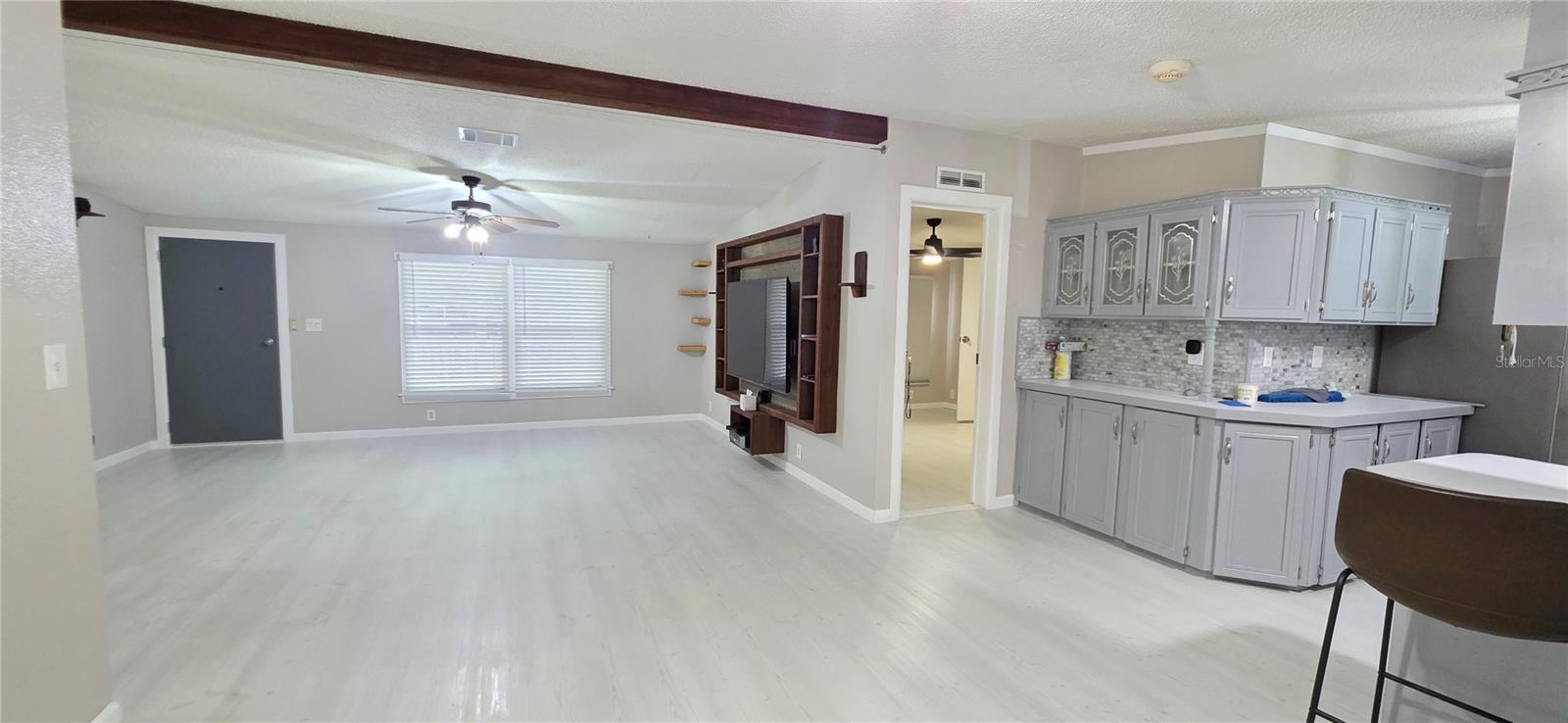 Image 9 of 34 For 3191 Keuka Loop