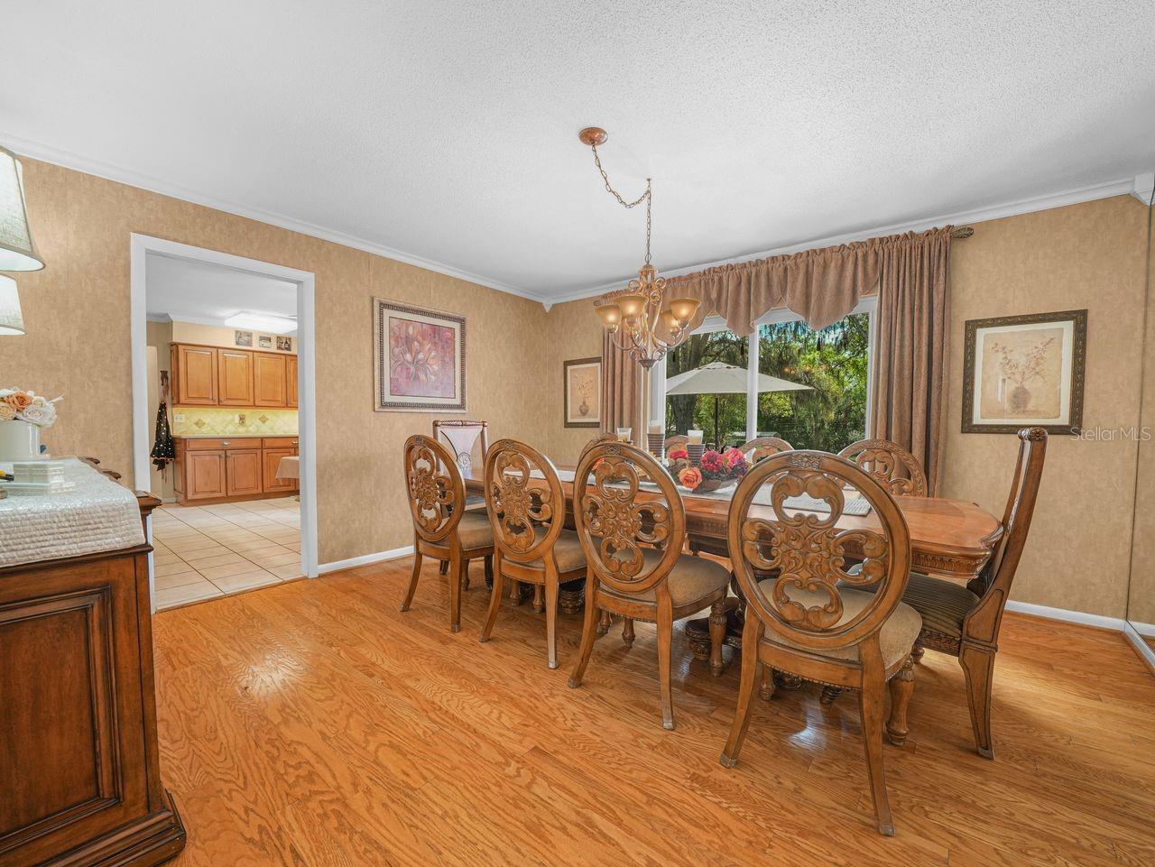 Image 8 of 19 For 1709 Virginia Court