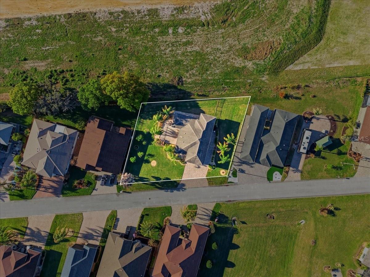 Image 10 of 35 For 576 Meandering Way