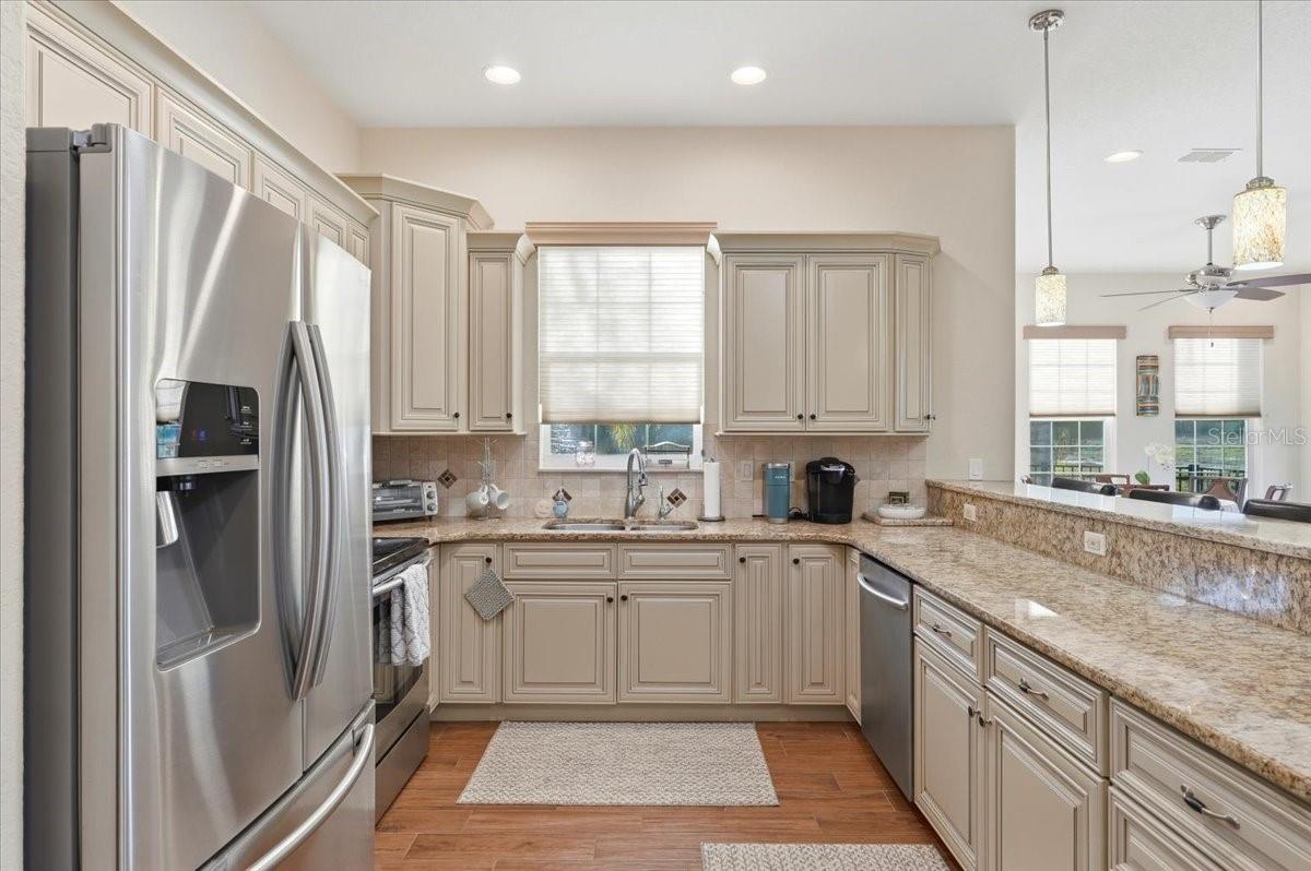 Image 16 of 35 For 576 Meandering Way