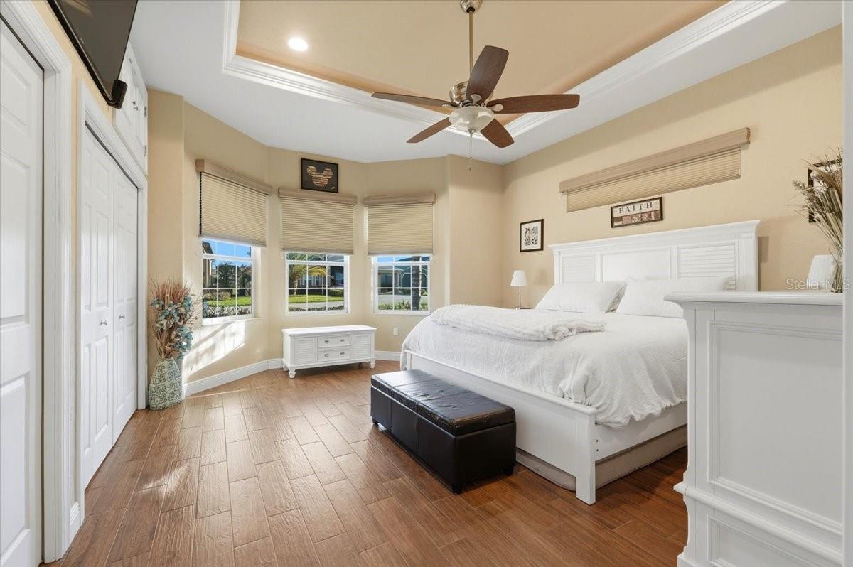 Image 22 of 35 For 576 Meandering Way