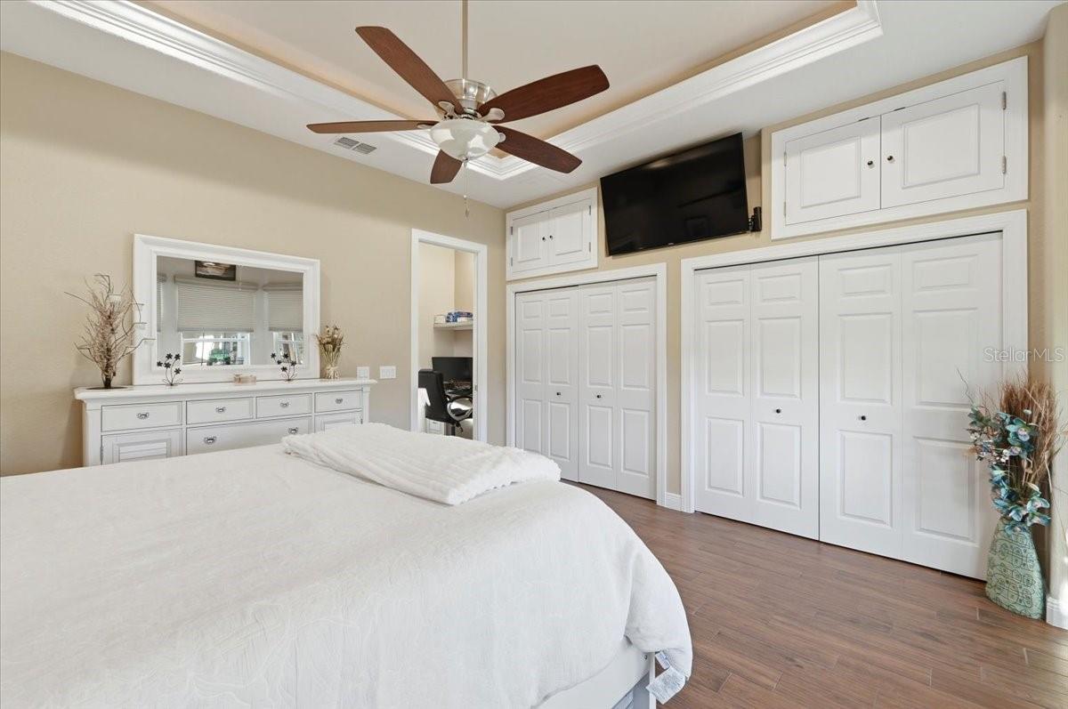 Image 24 of 35 For 576 Meandering Way