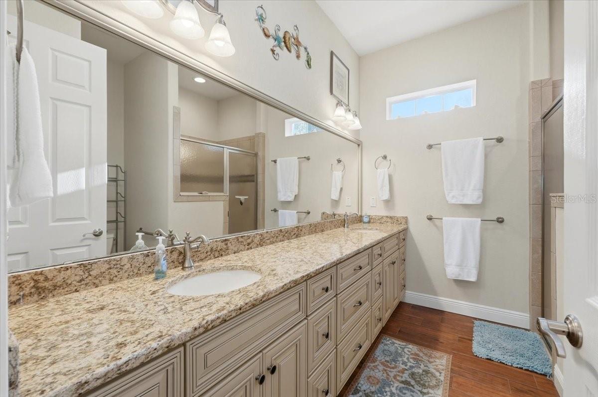 Image 25 of 35 For 576 Meandering Way