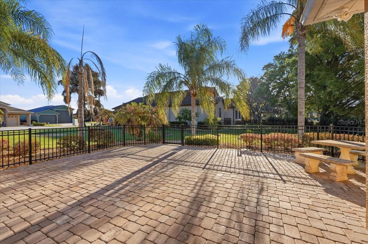 Image 32 of 35 For 576 Meandering Way