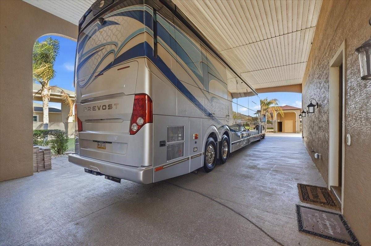 Image 33 of 35 For 576 Meandering Way