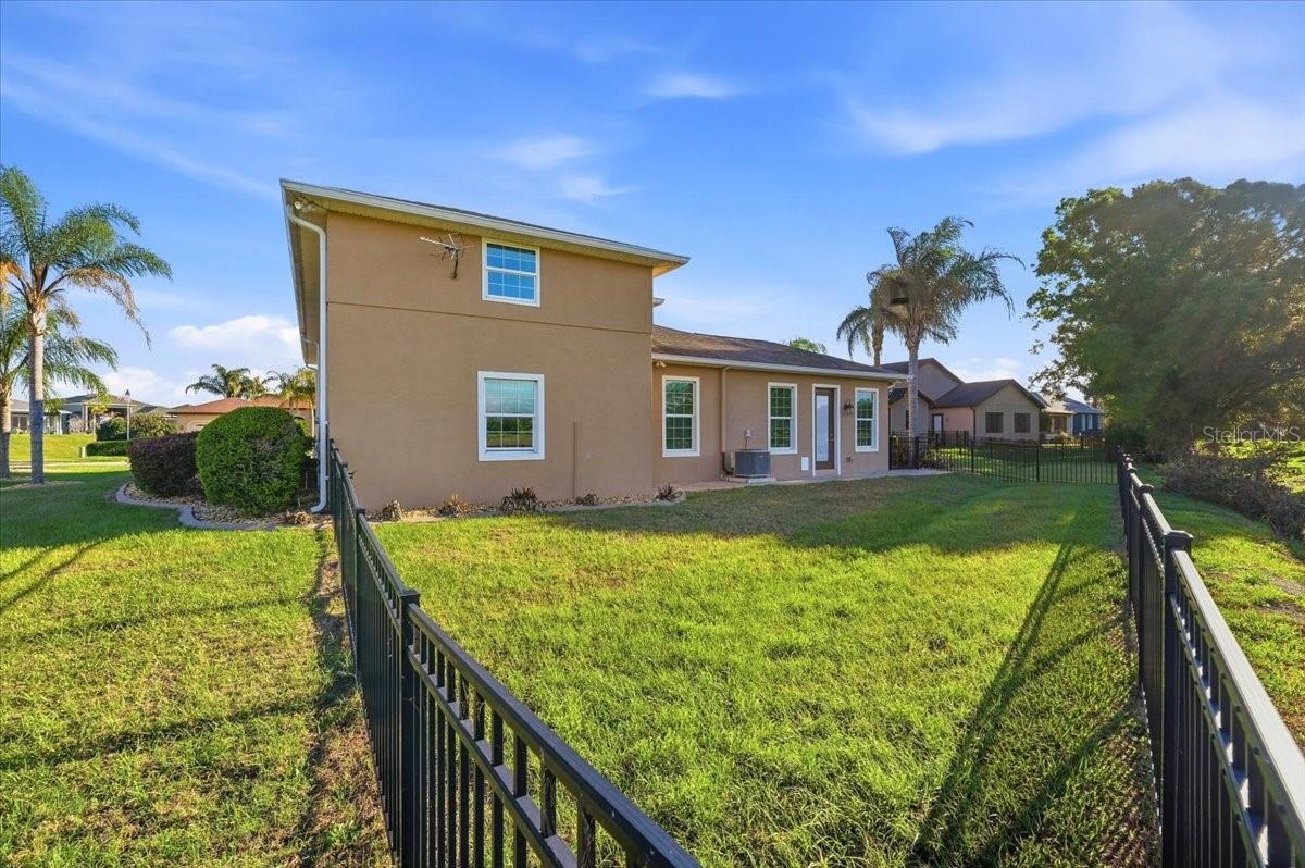 Image 34 of 35 For 576 Meandering Way