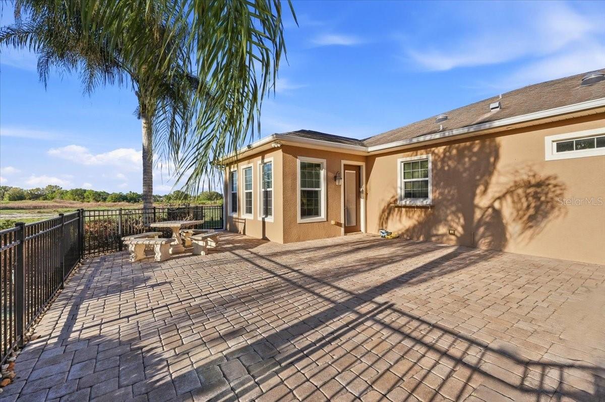 Image 5 of 35 For 576 Meandering Way