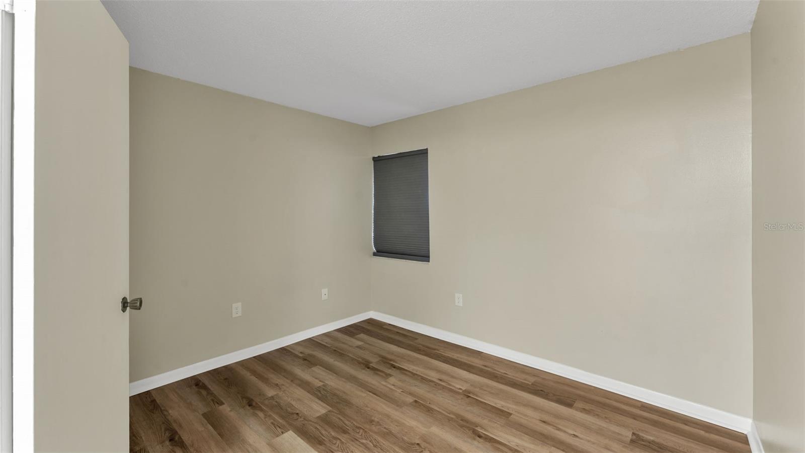 Image 25 of 39 For 2025 Sylvester Road N101