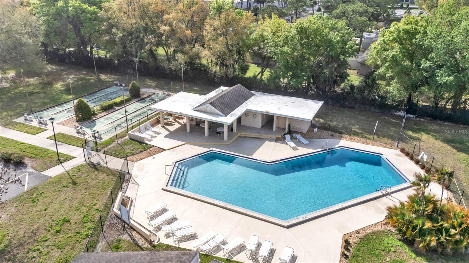 Image 36 of 39 For 2025 Sylvester Road N101