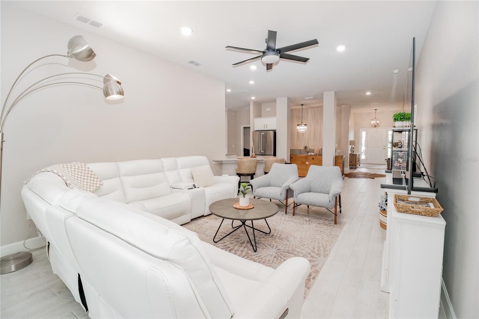 Image 15 of 47 For 4526 Grandview Glen Drive