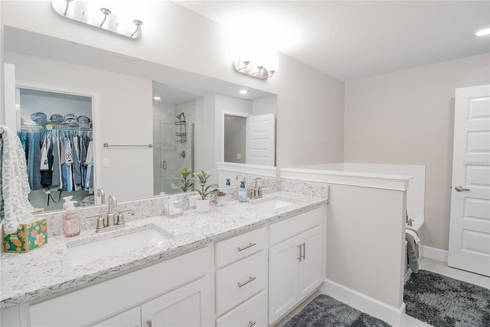 Image 19 of 47 For 4526 Grandview Glen Drive