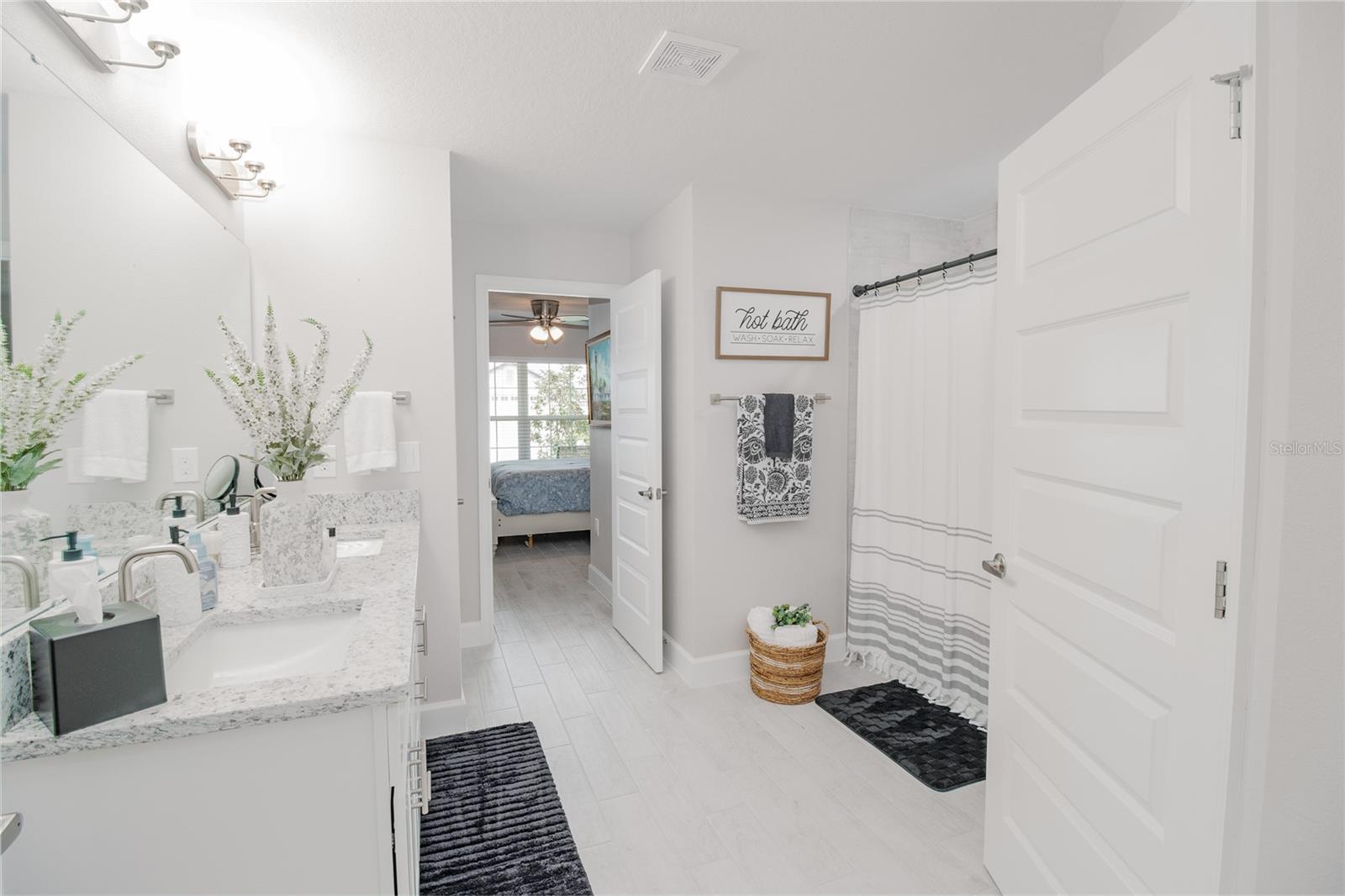 Image 27 of 47 For 4526 Grandview Glen Drive