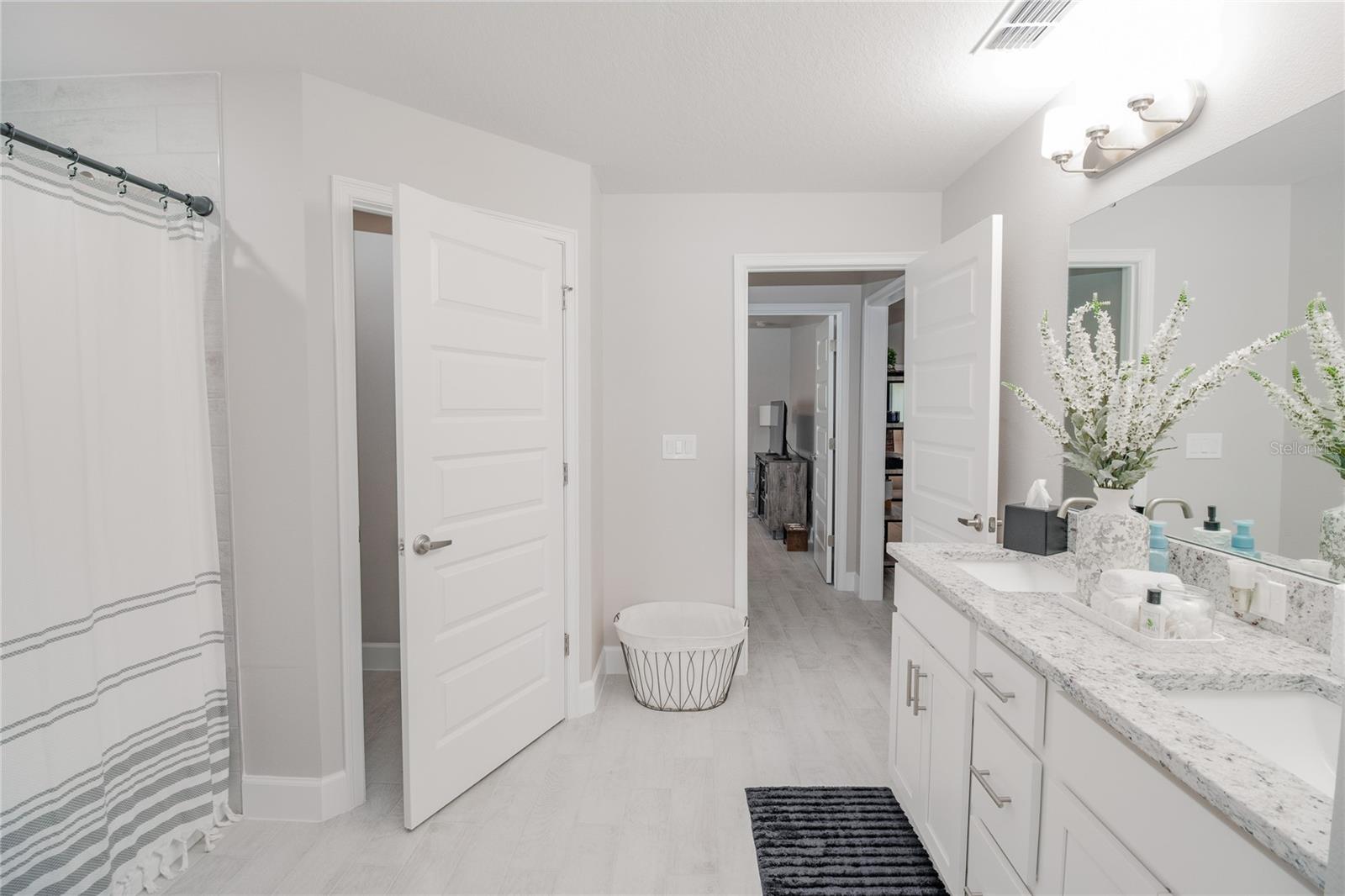 Image 28 of 47 For 4526 Grandview Glen Drive