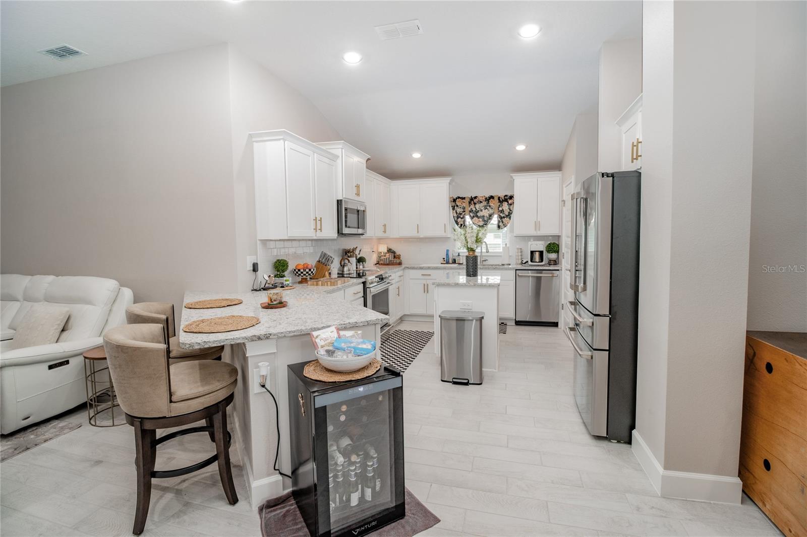 Image 6 of 47 For 4526 Grandview Glen Drive