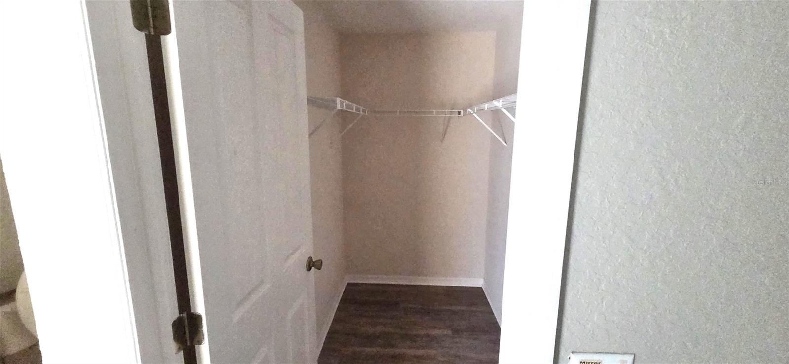 Image 10 of 30 For 528 Reserve Drive