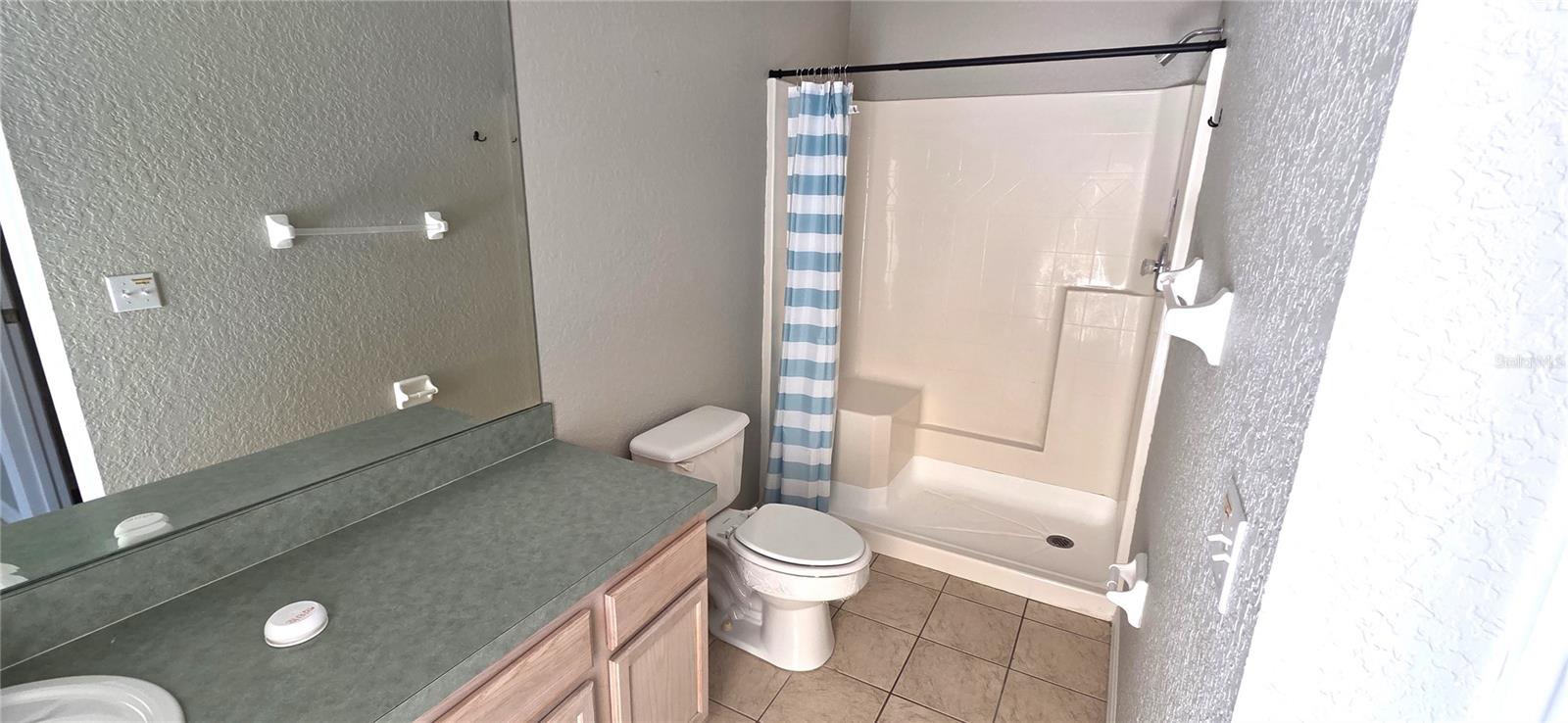 Image 11 of 30 For 528 Reserve Drive