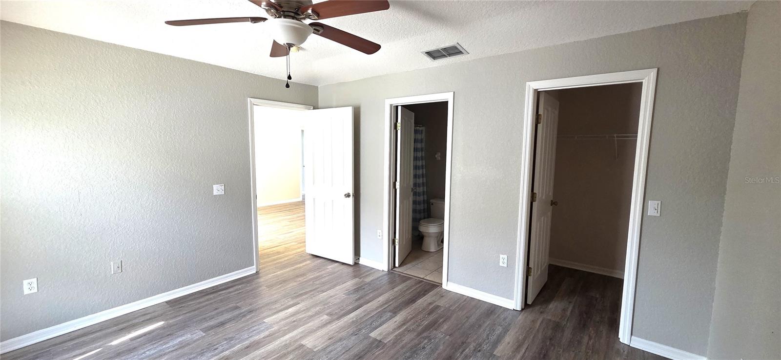 Image 15 of 30 For 528 Reserve Drive