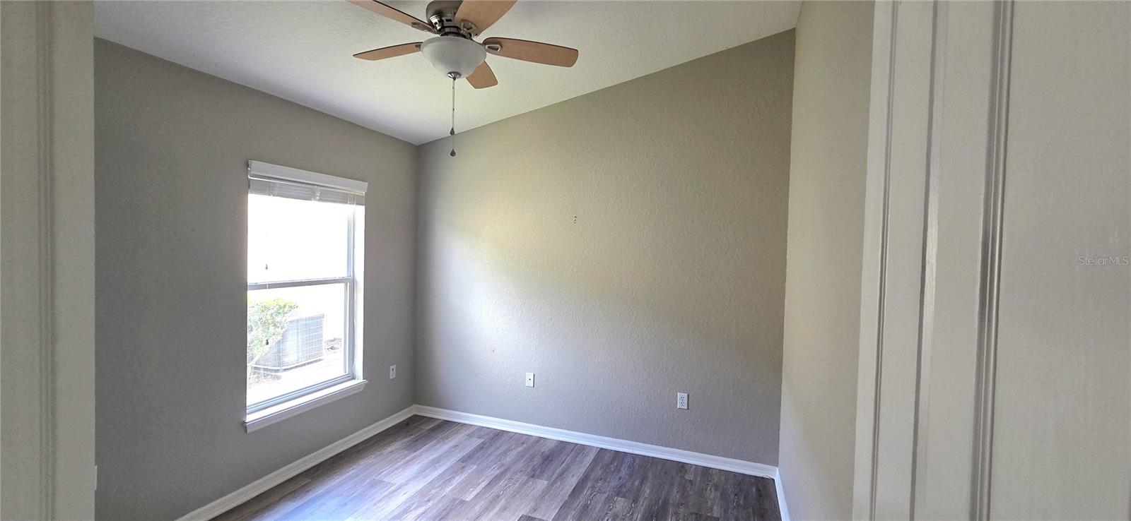 Image 19 of 30 For 528 Reserve Drive