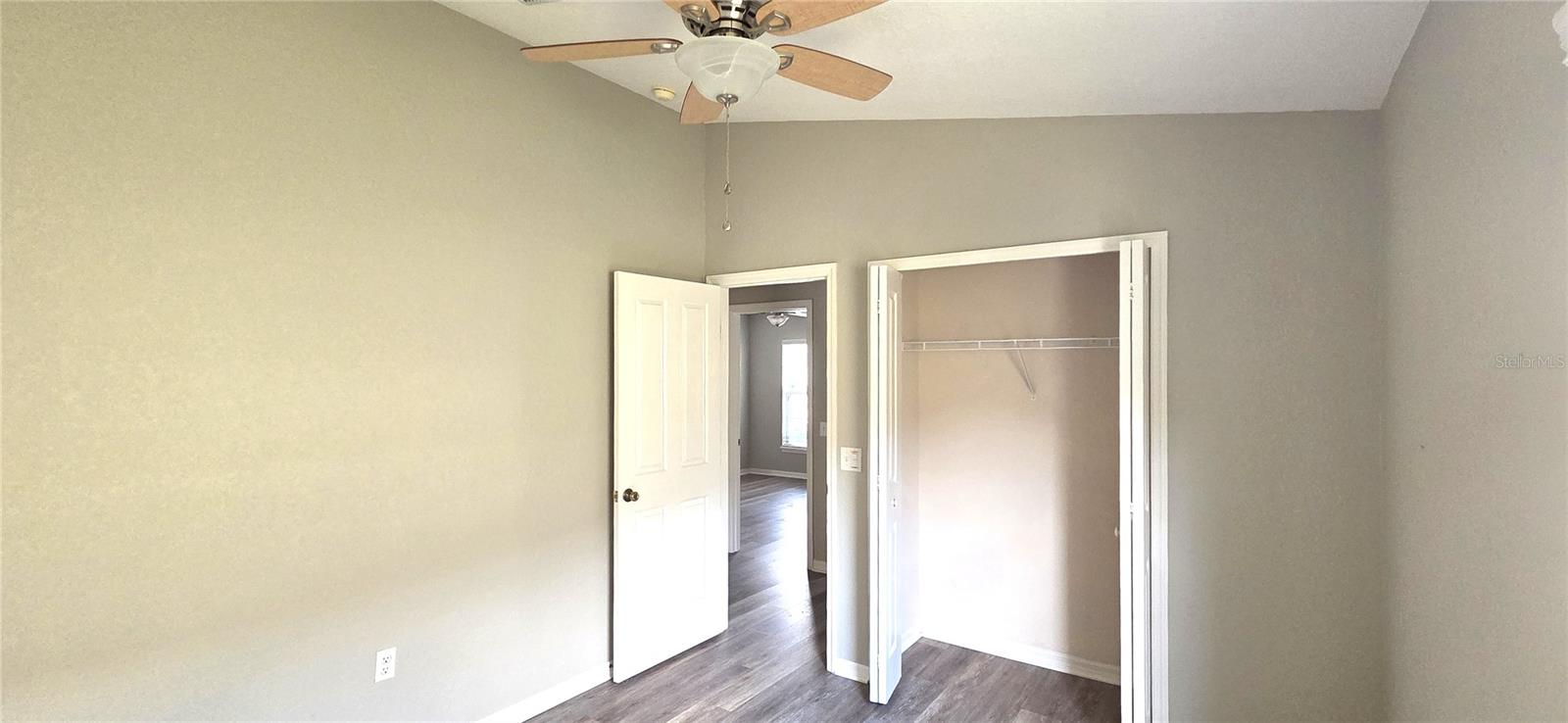 Image 20 of 30 For 528 Reserve Drive