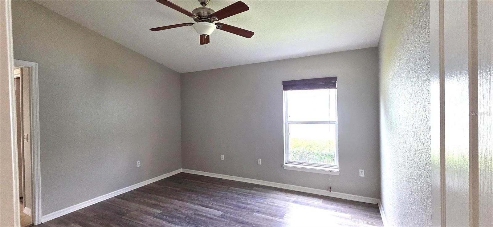 Image 8 of 30 For 528 Reserve Drive