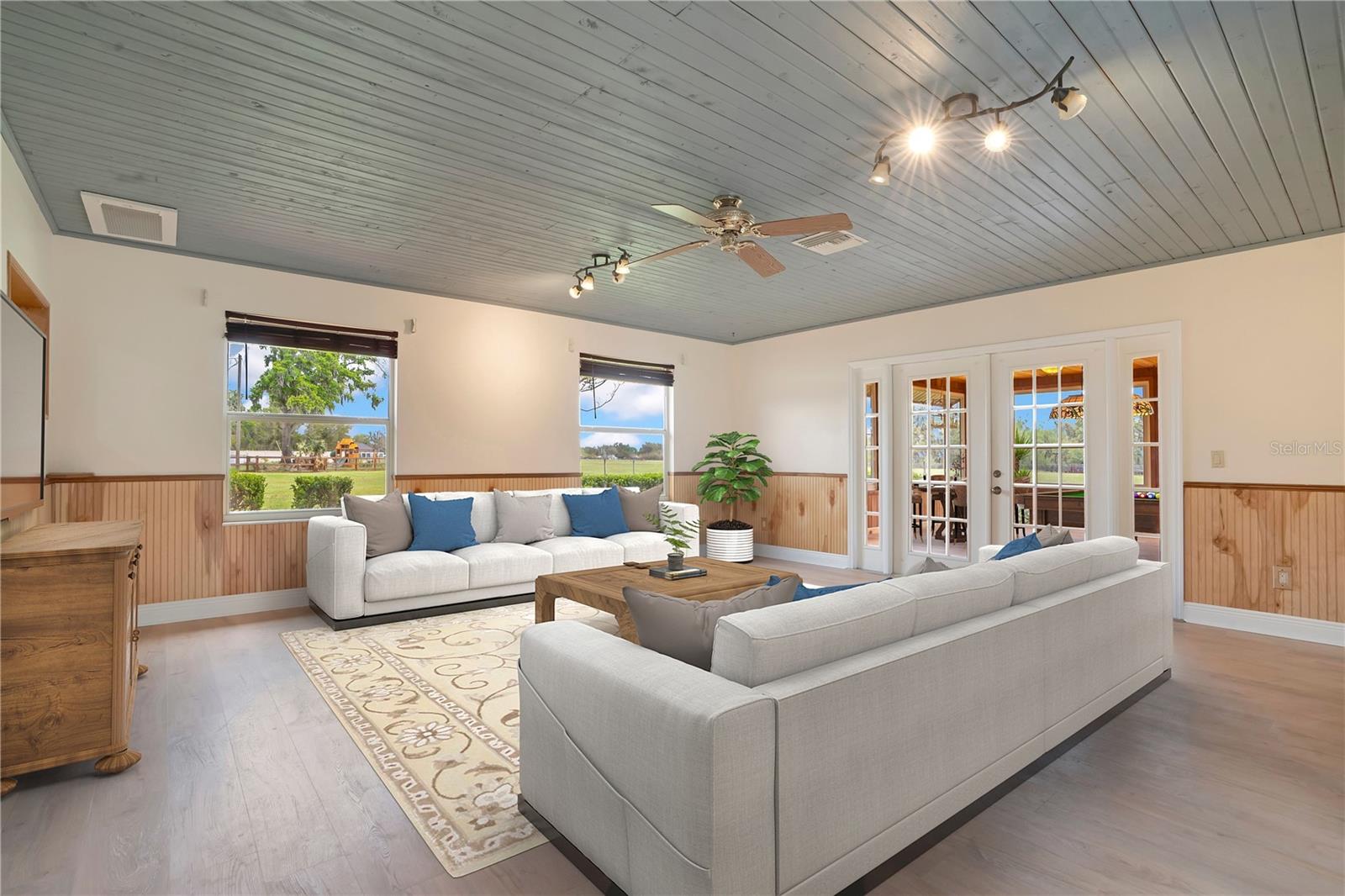 Image 15 of 81 For 1401 Buell Court