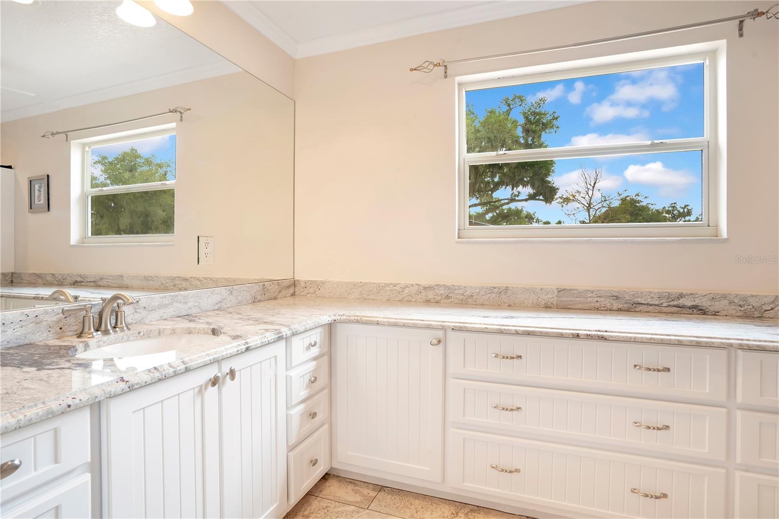 Image 31 of 81 For 1401 Buell Court