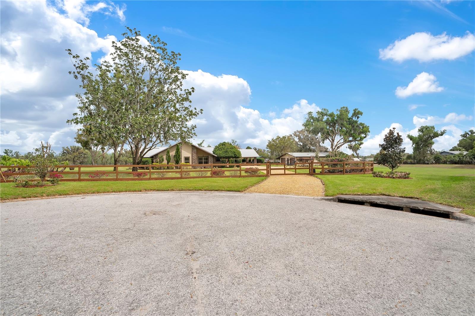 Image 46 of 81 For 1401 Buell Court