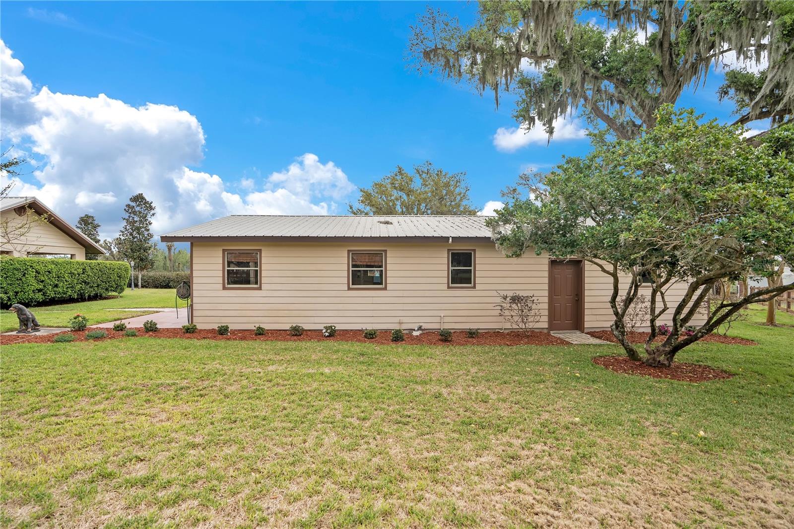 Image 62 of 81 For 1401 Buell Court