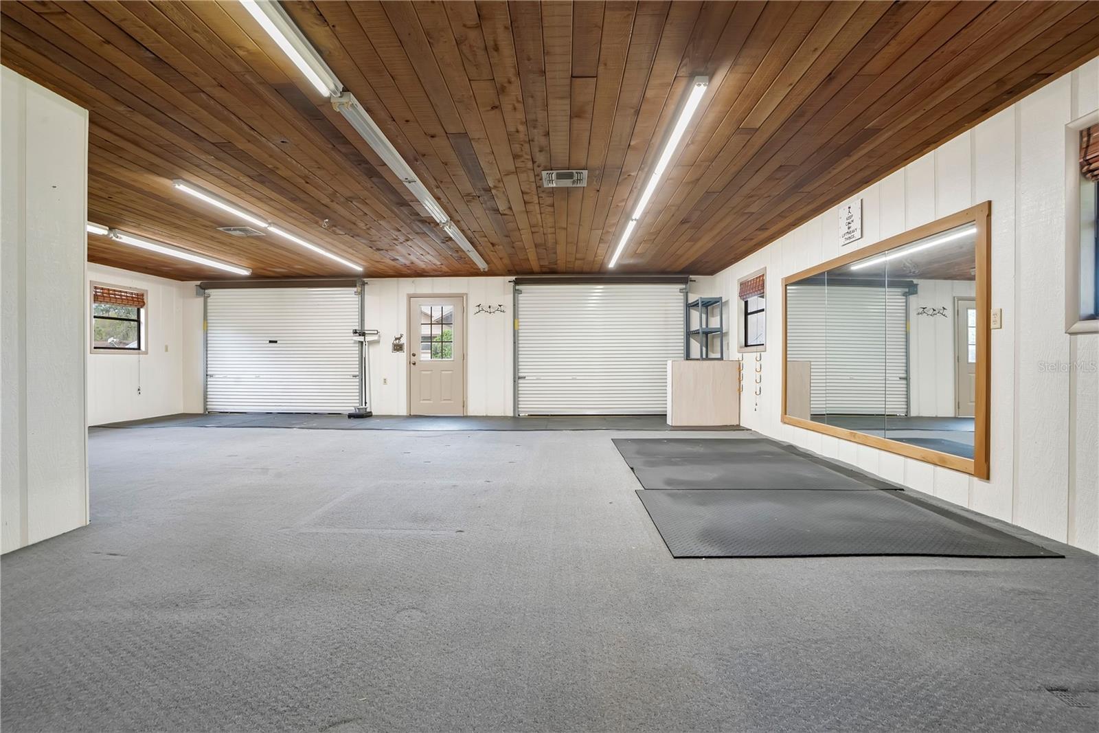 Image 63 of 81 For 1401 Buell Court