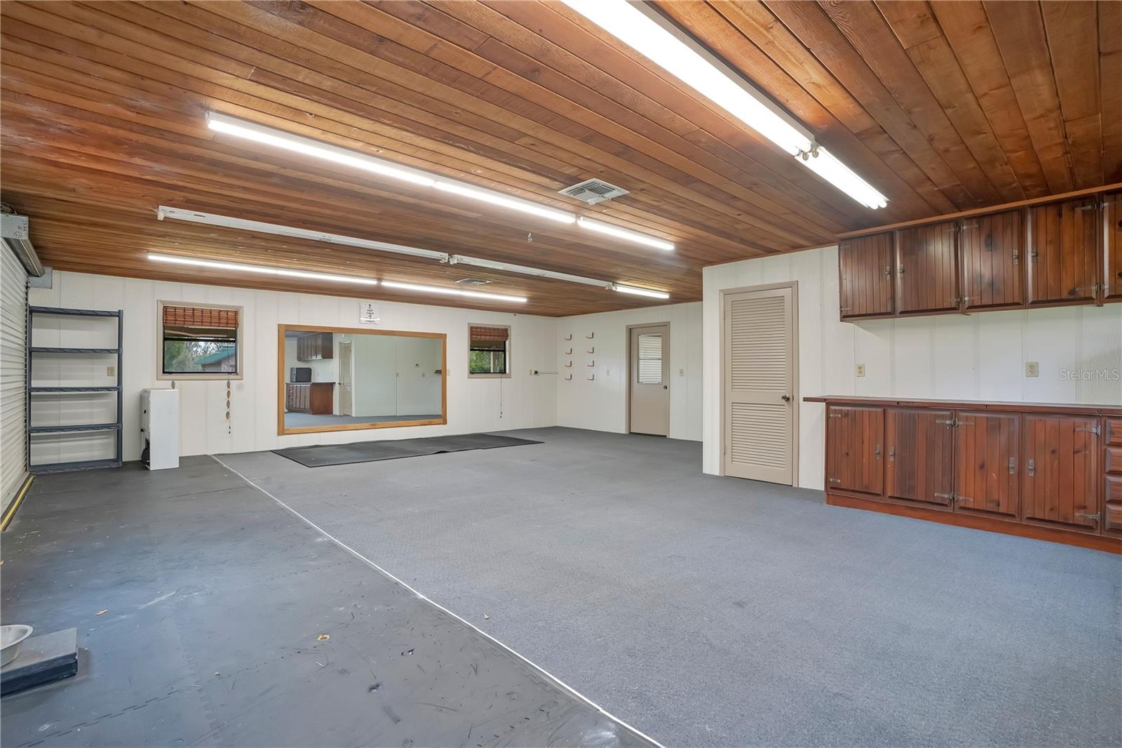 Image 66 of 81 For 1401 Buell Court