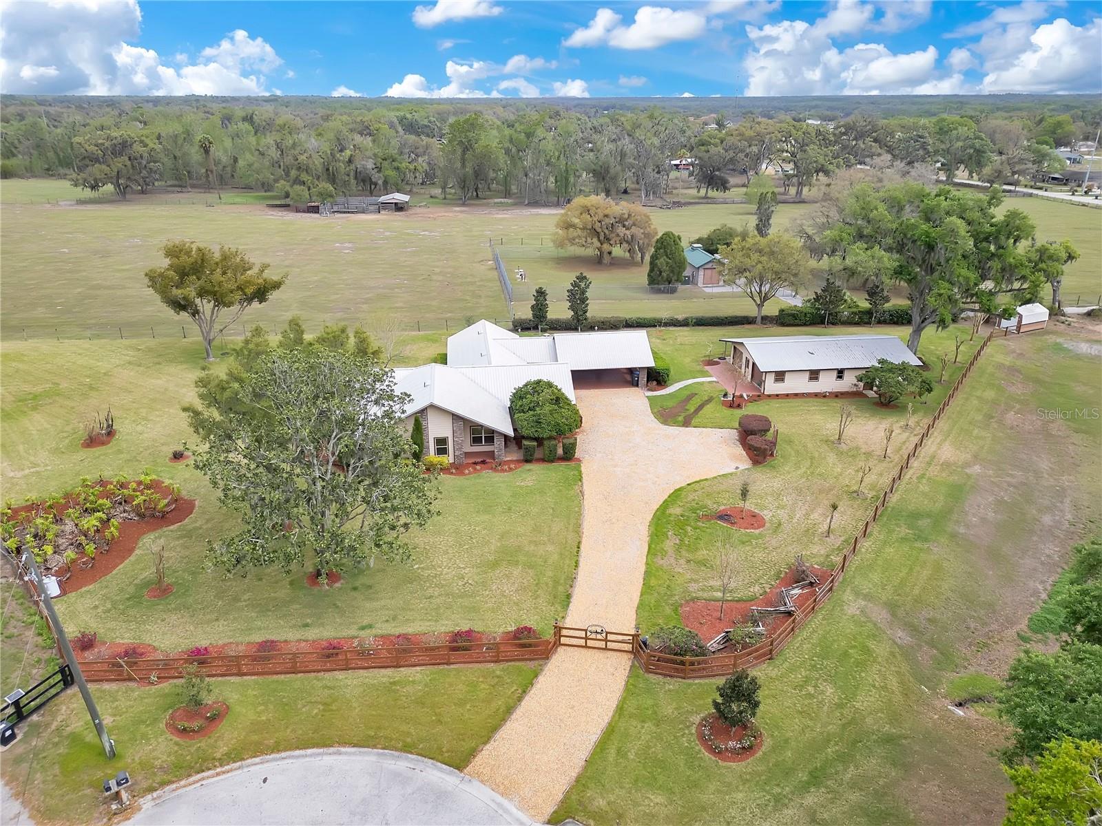 Image 73 of 81 For 1401 Buell Court