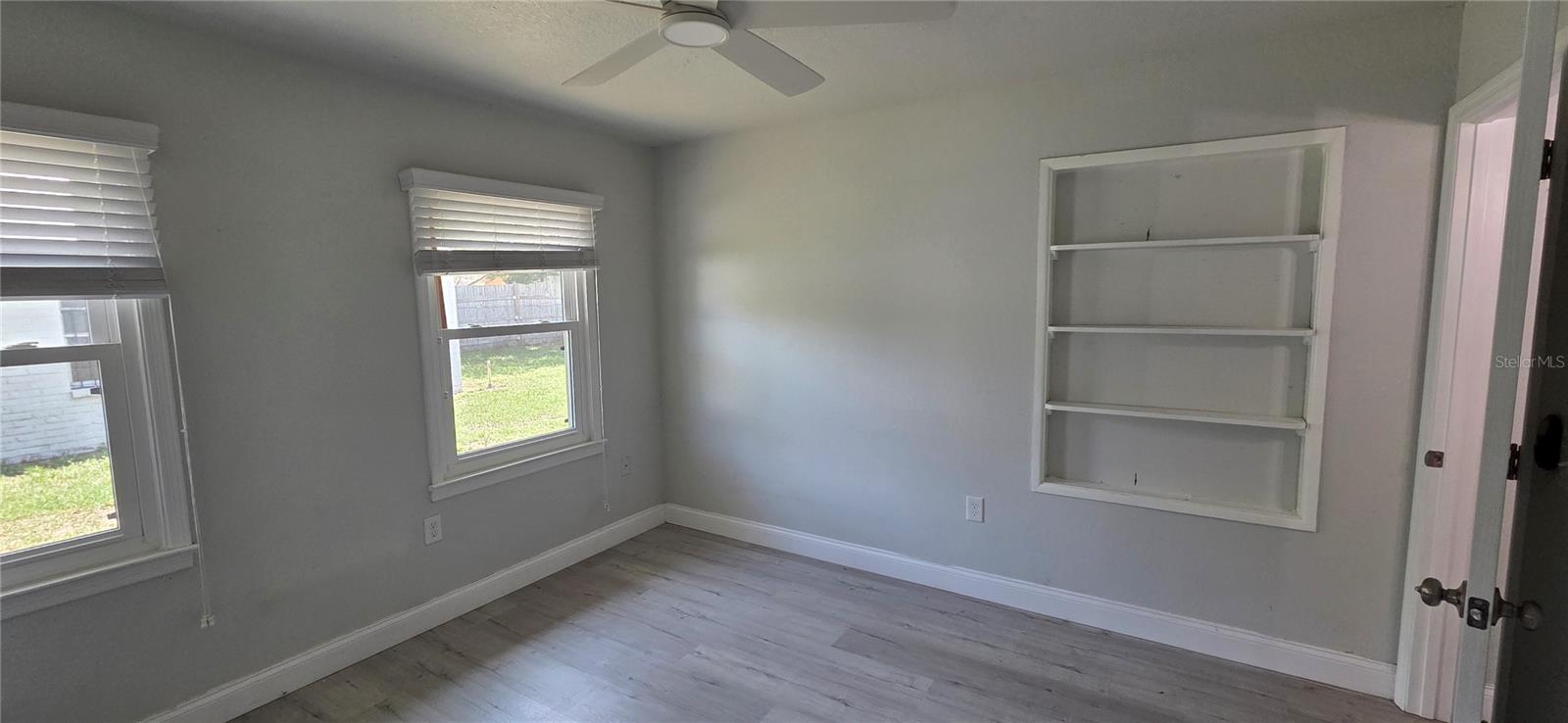 Image 22 of 44 For 132 James Street