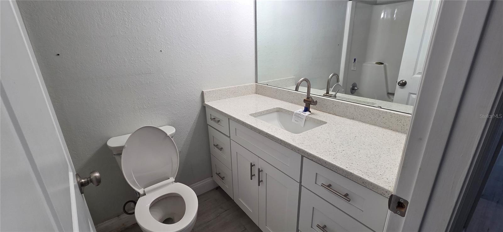 Image 26 of 44 For 132 James Street