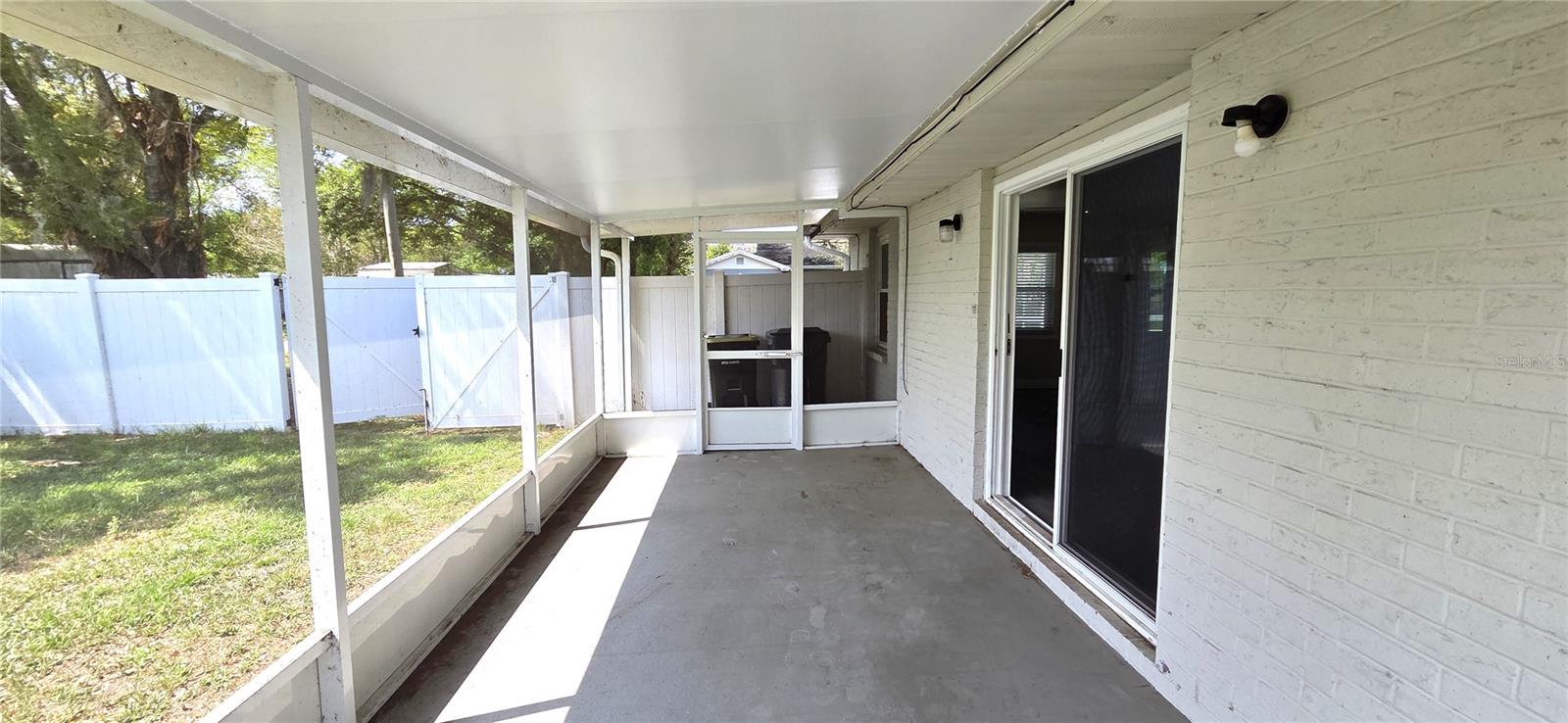 Image 31 of 44 For 132 James Street