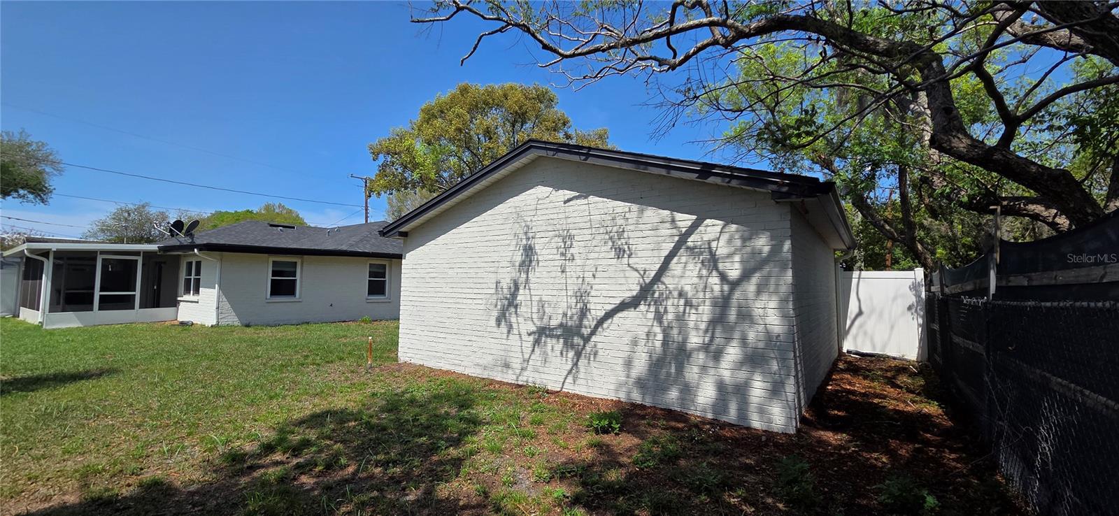 Image 35 of 44 For 132 James Street