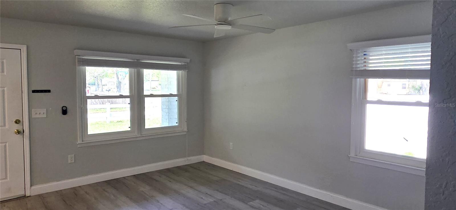 Image 4 of 44 For 132 James Street