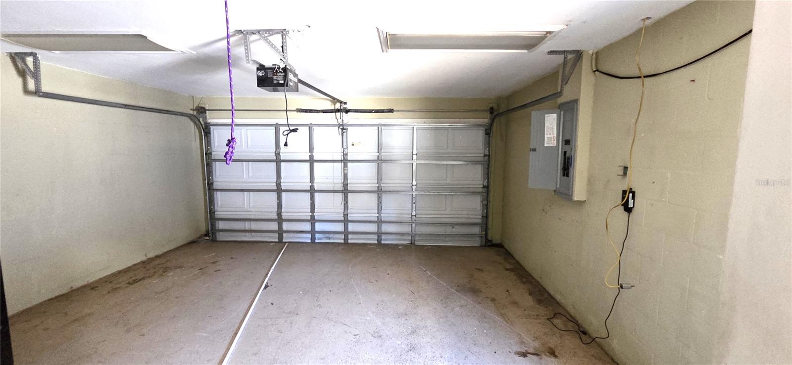 Image 29 of 33 For 4716 Little Denise Court