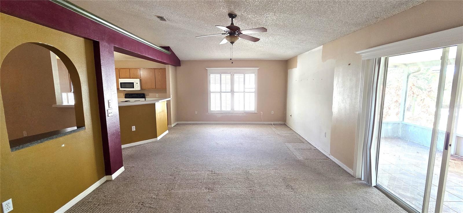 Image 9 of 33 For 4716 Little Denise Court