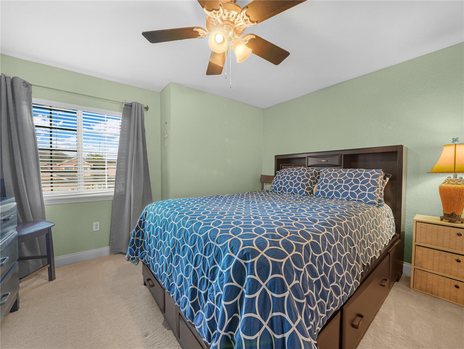 Image 20 of 29 For 2936 Mission Lakes Drive 0