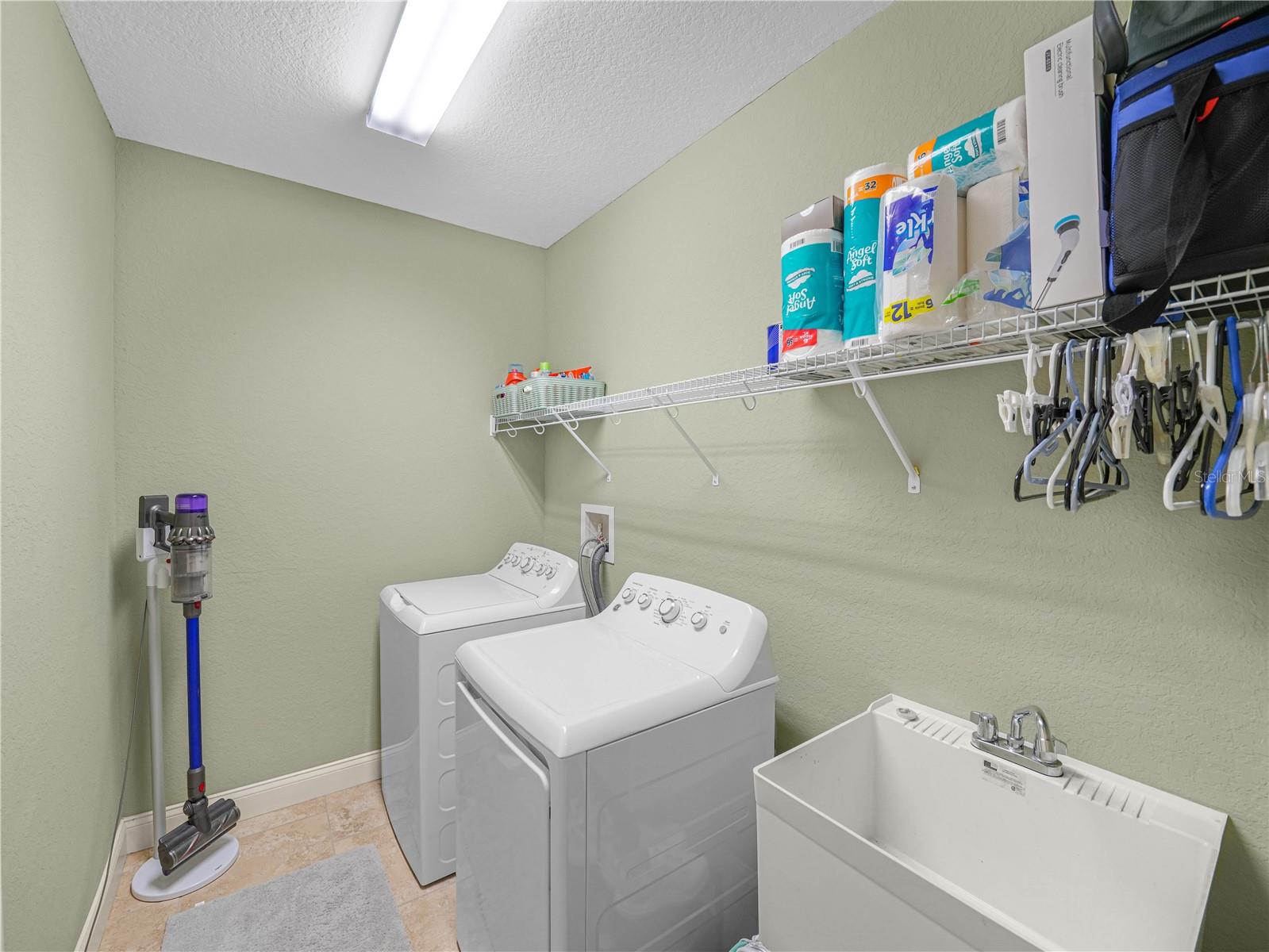 Image 23 of 29 For 2936 Mission Lakes Drive 0