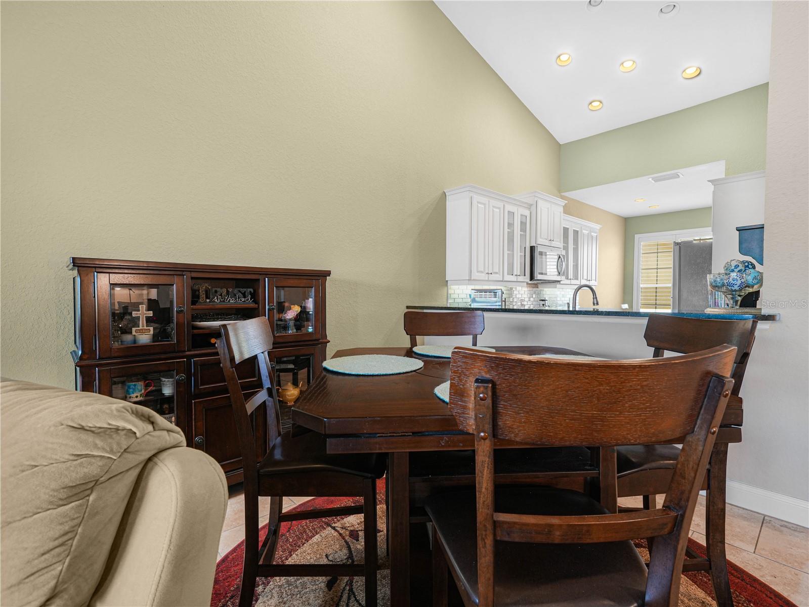 Image 5 of 29 For 2936 Mission Lakes Drive 0